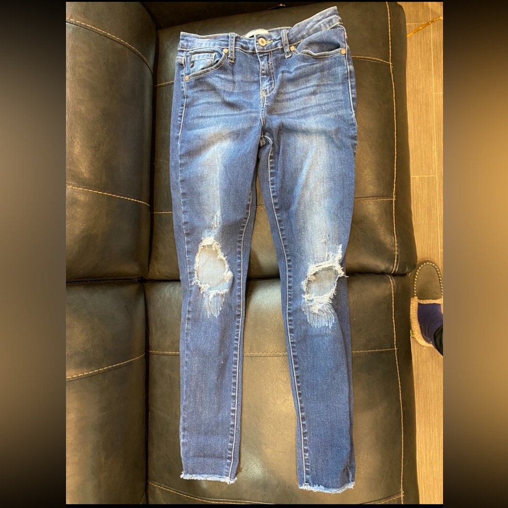 KanCan Distressed Skinny Jeans